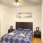 Marlau Con Piscina Privada Feriehus La Oliva