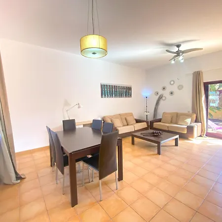 Marlau Con Piscina Privada Semesterbostad La Oliva