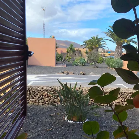 Dom wakacyjny Marlau Con Piscina Privada